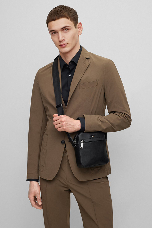 ΤΣΑΝΤΑΚΙ ΧΙΑΣΤΙ BOSS - 001 ΜΑΥΡΟ